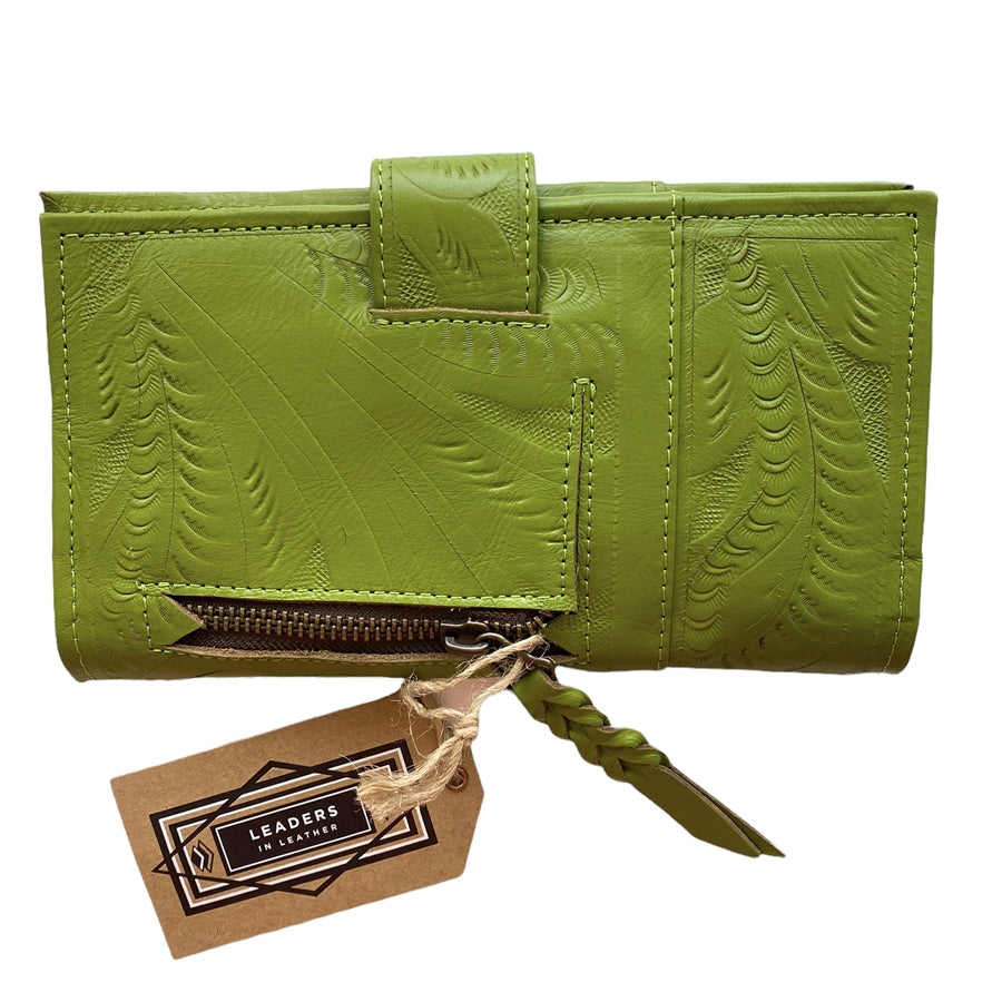Leaders in Leather Green Wallet Magnetic Closure
