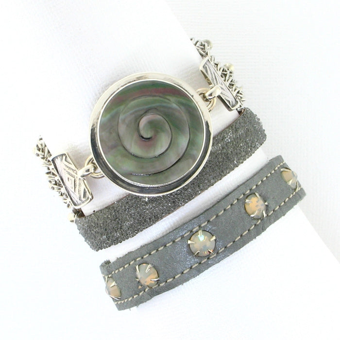 Tabra Mother of Pearl Round Swirl Charm
