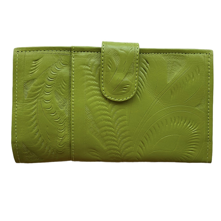 Leaders in Leather Green Wallet Magnetic Closure