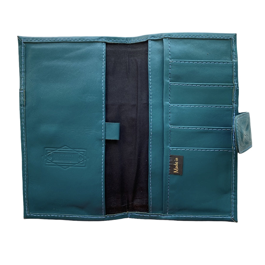 Leaders in Leather Turquoise Wallet Magnetic Closure
