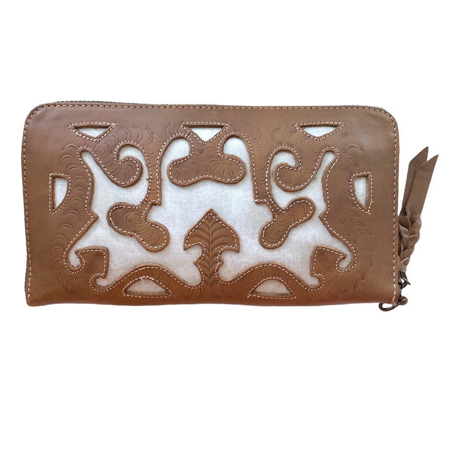 Leaders in Leather Natural Bone Cutout  Wallet