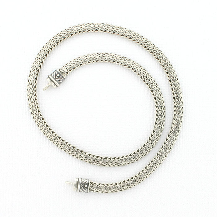 CNK25 Tabra Necklace Chain Silver Narrow Flat Woven