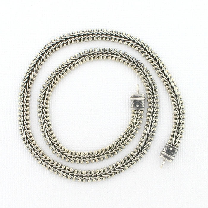 CNK27 Tabra Necklace Connector Chain Silver Narrow V-Mesh