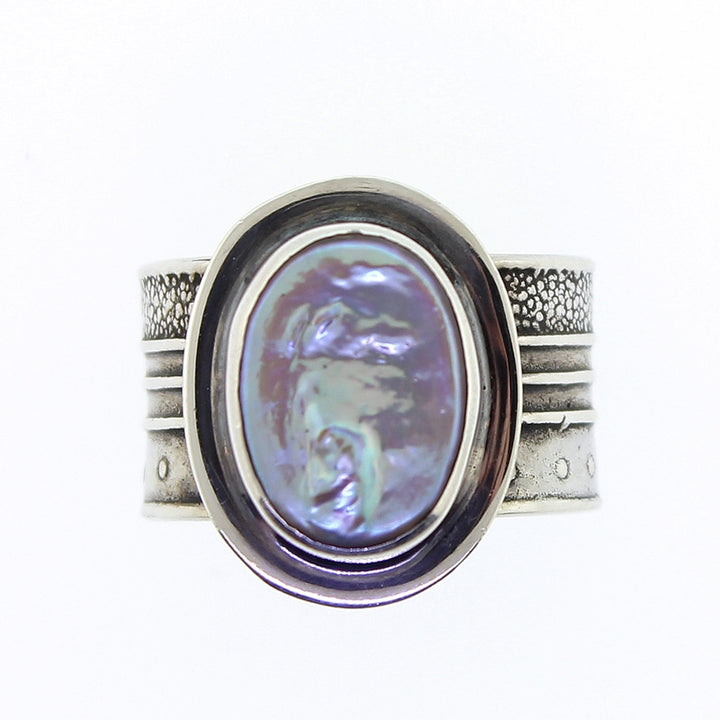 Tabra Mother of Pearl Ring